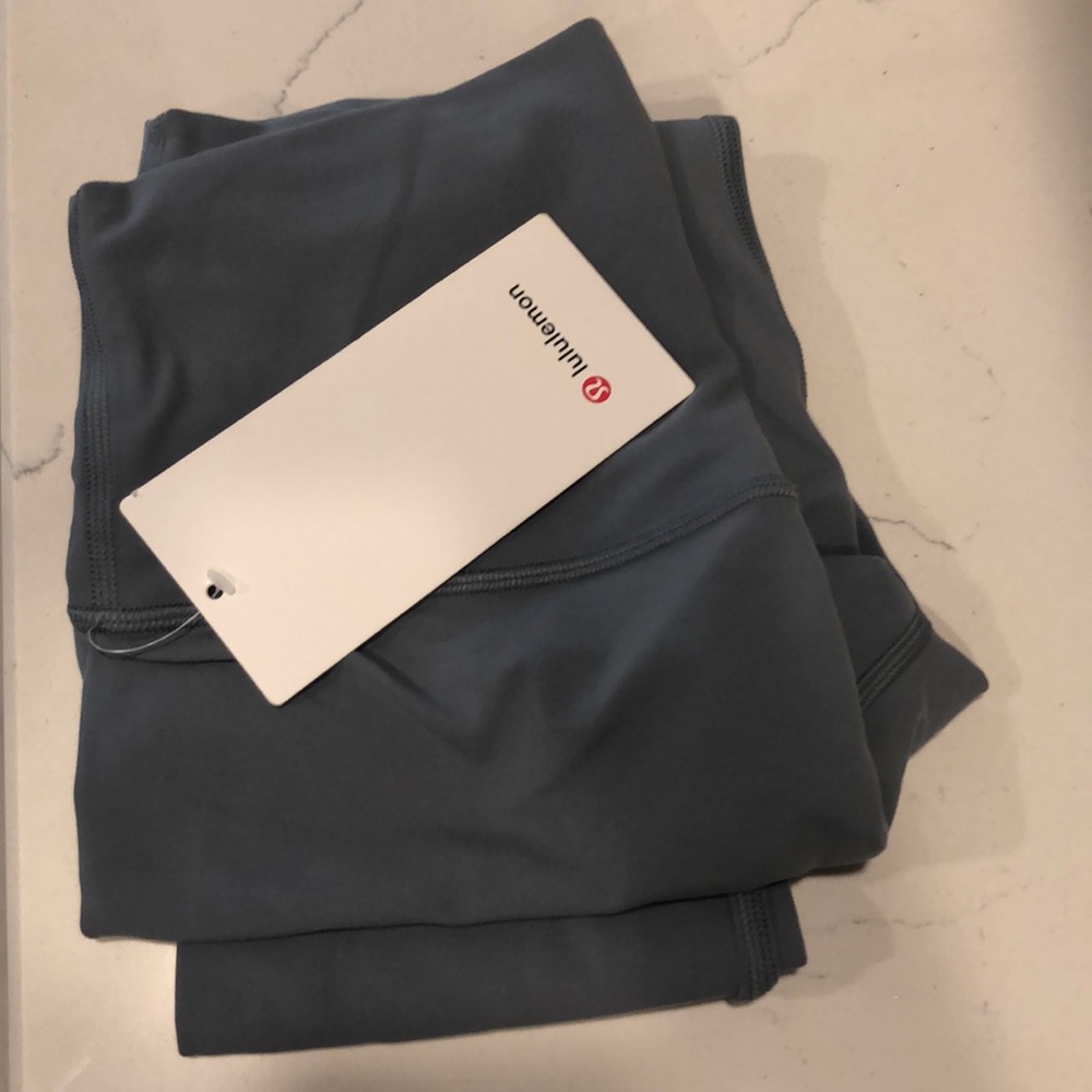 Lulu lemon align pant 28” size 6